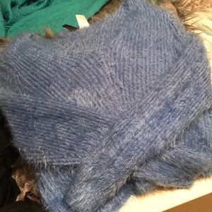 Fuzzy crop top sweater!